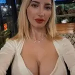 Ortam Kızı Neslihan