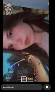 Üniversiteli Tombul Sinem