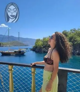 Seksi Kıvırcık Hatun ve Conisi