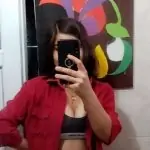 Tabletten Çekim Yapan Ünili Körpe