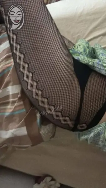 KYK Odasında Bıcır Bir Manita 3 Genç porno